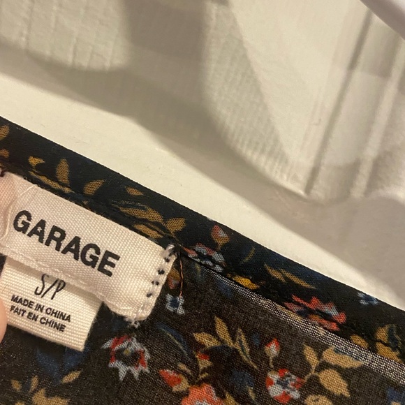 Floral blouse - Picture 3 of 6